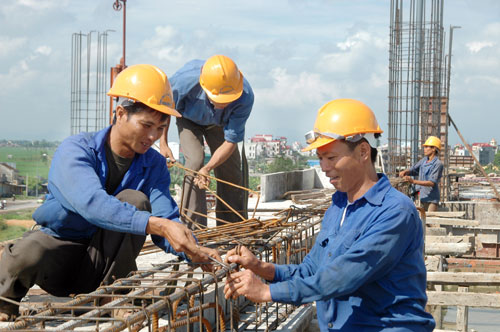 Tổ chức và quản lý an toàn lao động trên công trường xây dựng