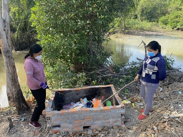 Mẫu Lò Đốt Rác Hộ Gia Đình